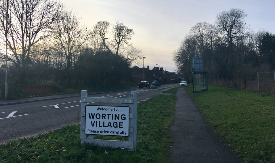 B3400 road closure to affect 76 bus route.